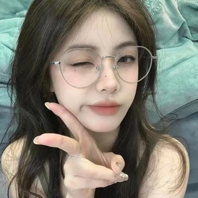 开局华流巅峰，转身养成高冷校花